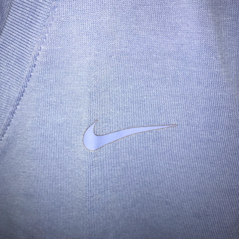 Nike Tee - Picture 3 of 4